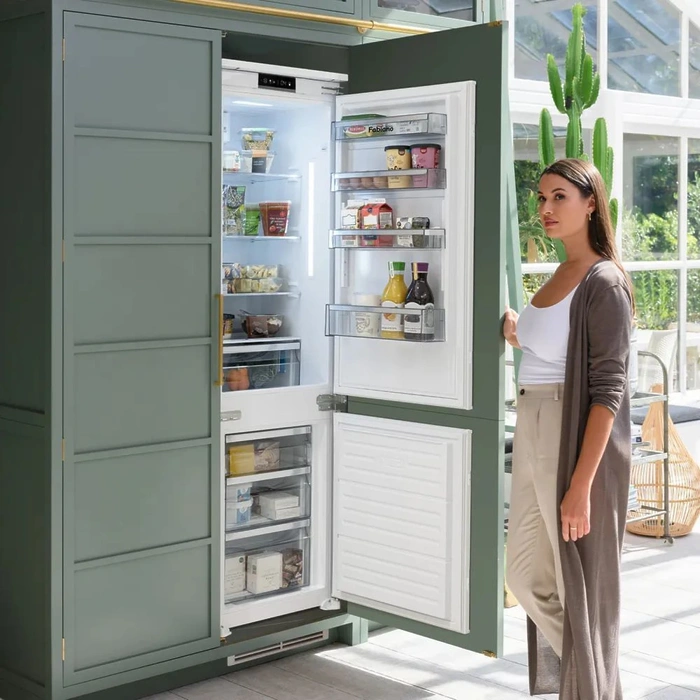 Frigider incorporabil Fabiano FBF 0256