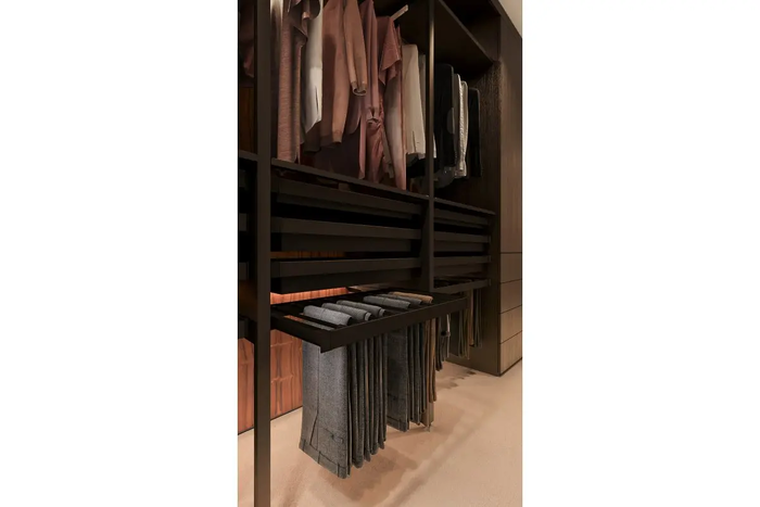 Suport pantaloni extractibil ELITE 600mm, soft-close, negru